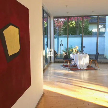 Art Lovers
