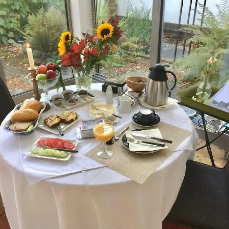 Art Lovers Oda ve Kahvaltı 3*