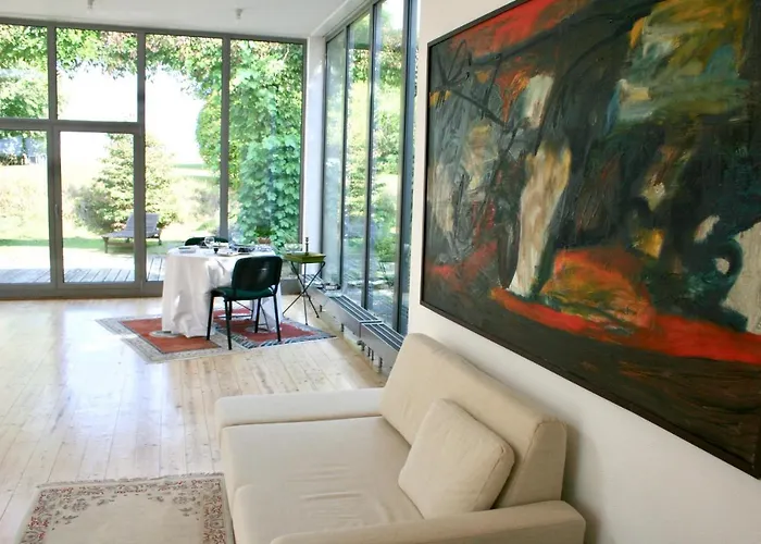 Art Lovers Bed & Breakfast