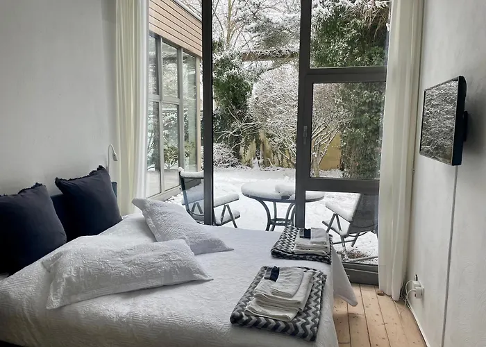 Art Lovers Bed & Breakfast